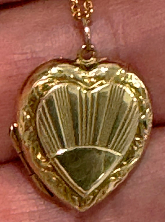 Antique Gold Locket Antique Heart Sunburst Locket 