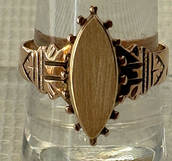 Antique 14K Solid Gold Signet Ring Antique Marquis