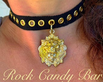 Gold Chunky Lion Choker Vintage 80s Style Lion Head Choker
