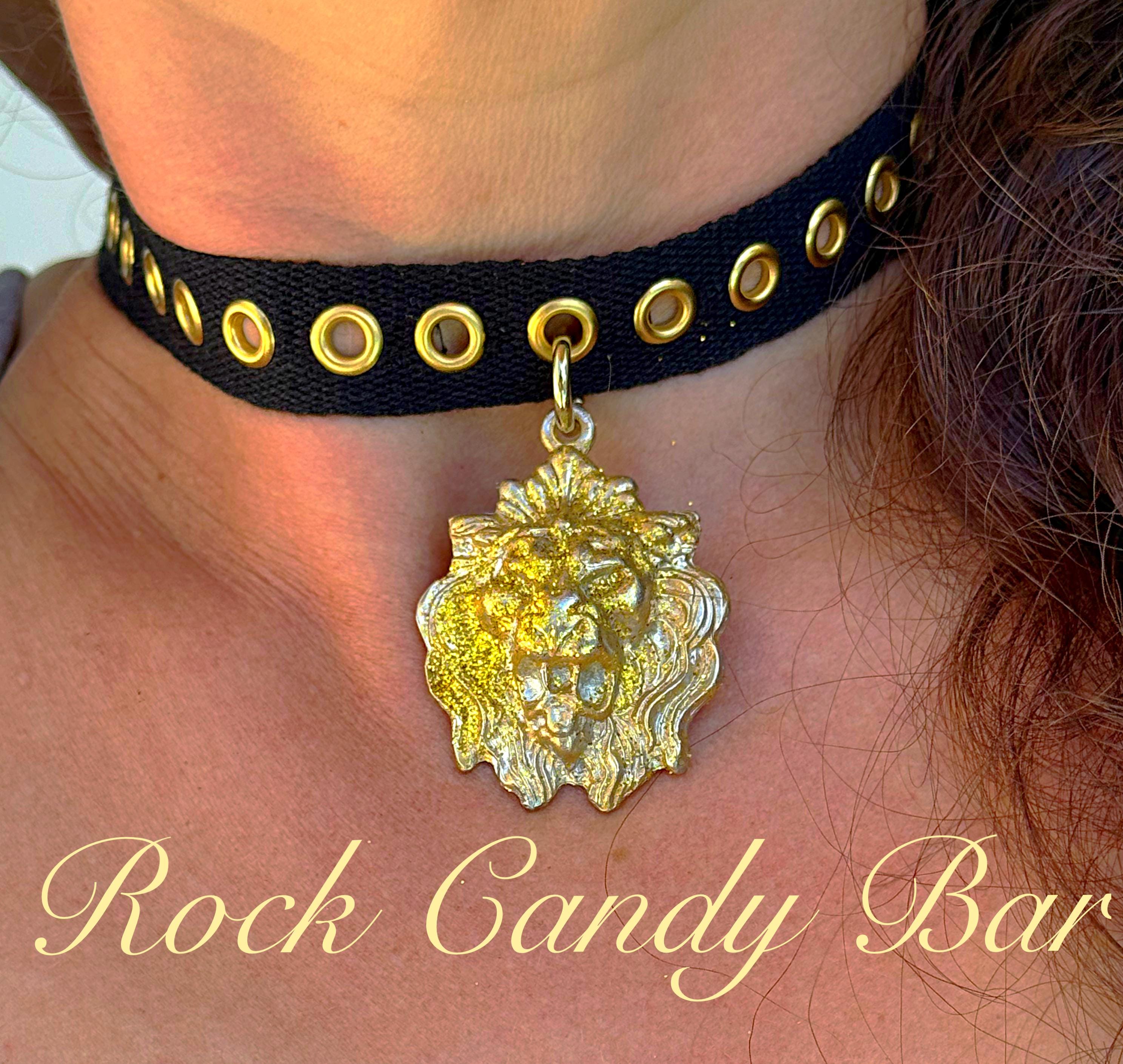 Gold Chunky Lion Choker Vintage 80s Style Lion Head Choker