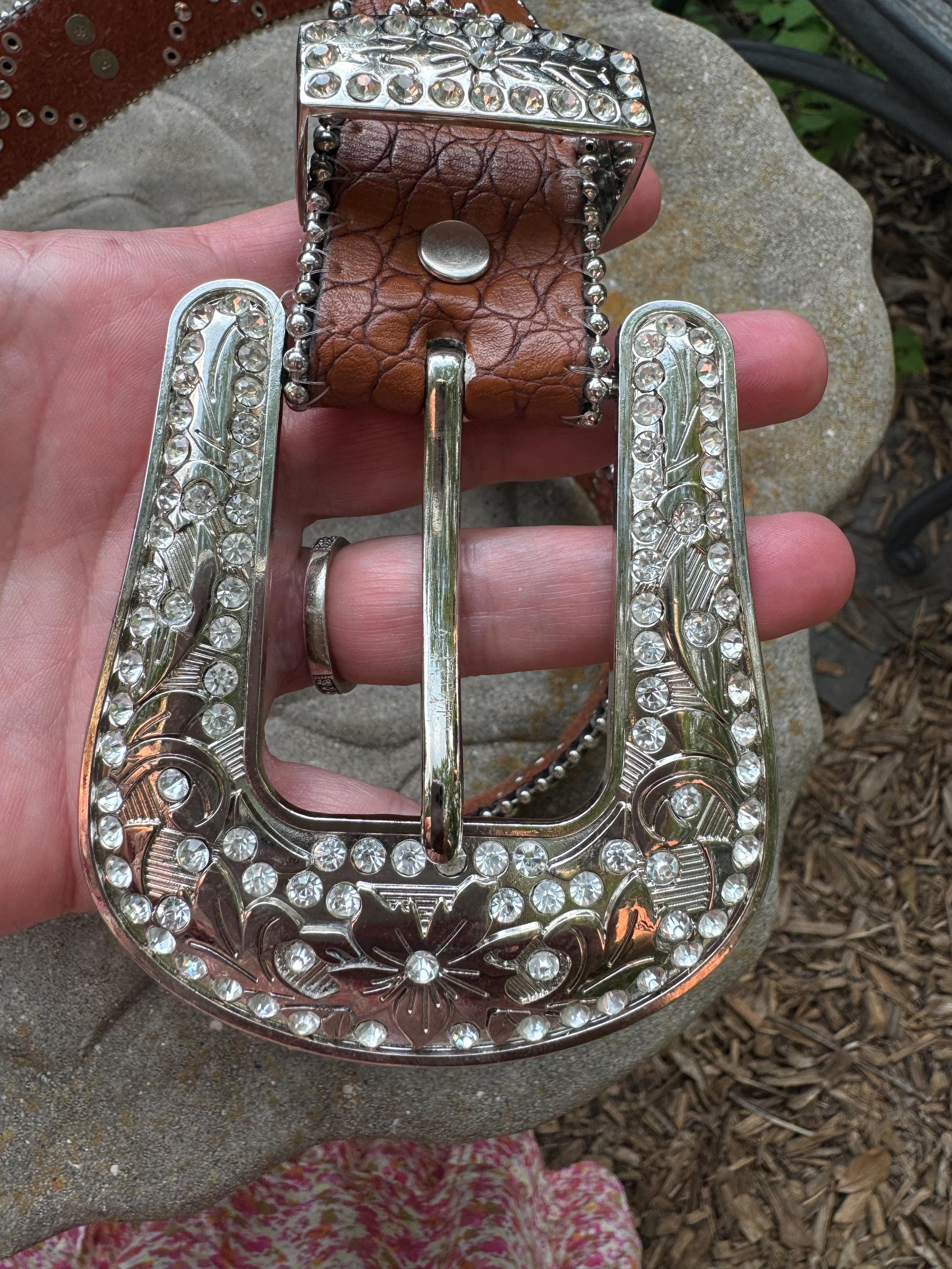 Cintura Larga Donna In Pelle Marrone Con Dischi Rotondi – Stile Western E Bohémien