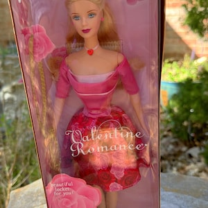 Vintage Valentine Romance Pink Barbie NIB/NRFB Golden Locket Collector Doll Rock Candy Bar Cute Valentine Gifts