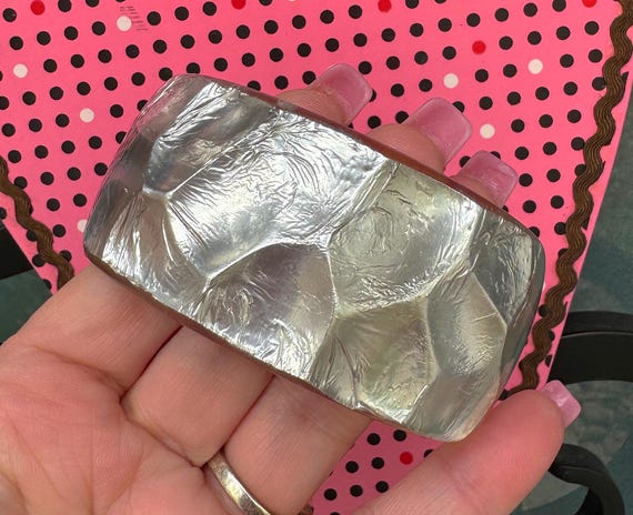 Vintage 80s Metallic Silver Lucite Bangle – Chunk… - image 5