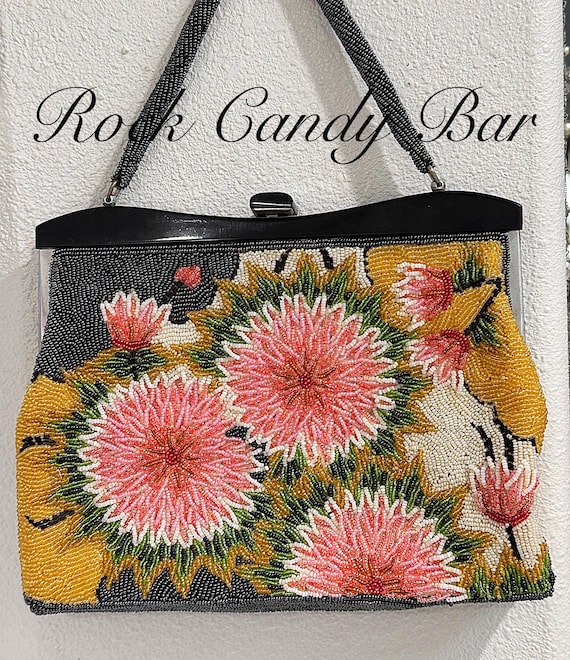 ビーズ花柄バッグ　手工芸 Beaded bag tutorial】お花ビーズで作るビーズバッグ🫧🫧| DIY - YouTube