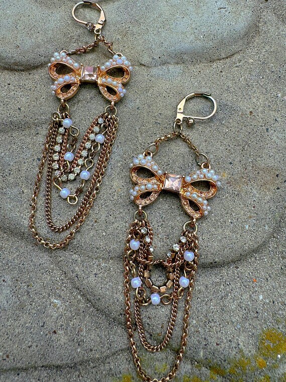 クリスタル フラワー タッセル チェーン ダングル ドロップ イヤリング 輝くダイヤモンド フラワー イヤリング かわいい シンプル スレッダー ロング チェー | NSDSW ビッグフラワーダングルイヤリング フローラルテンペラ