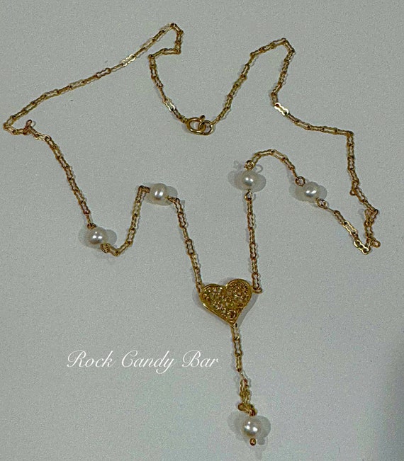 Vintage 10K Gold Scrolled Heart Pearl Necklace 10k