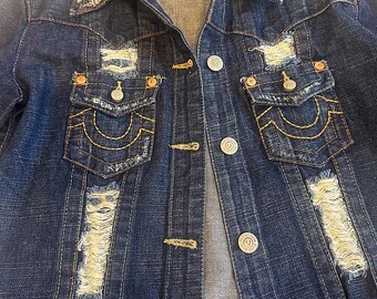 Y2K True Religion Cropped Denim Jacket: Distressed Vintage Jean