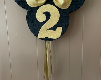 Minnie Mouse small pull string piñata