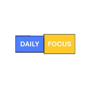 Pode incluir: Design gráfico com as palavras "DAILY FOCUS" em texto branco. A palavra "DAILY" está num retângulo azul, e "FOCUS" está num retângulo amarelo. Os retângulos sobrepõem-se ligeiramente sobre um fundo branco.