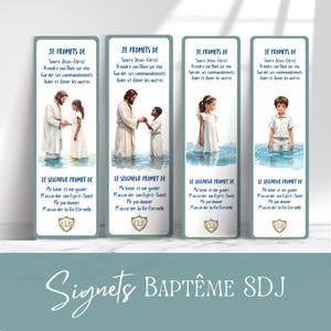 Könnte beinhalten: Eine weiße Keramik-Tasse mit schwarzem Henkel und dem Text "But First, Coffee" in schwarzer, handschriftlicher Schrift. Die Tasse steht auf einer weißen Oberfläche.