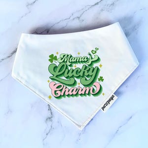 Mama&#39;s Lucky Charm Snap On Dog & Cat Bandana, Retro St Patrick’s Day Shamrock Pet Scarf With Buttons, Green Clover Puppy Kitten Neckerchief