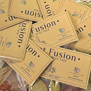 9-Count Bulk Buy | Hot Fusion Chili Oil Spice Packs with Gochugaru Pepper Flakes | Garlic Chili Oil Mix w/ Recipes Incl. | Foodie Gift Ideas
