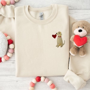 Bluza z haftem Dog Love, koszula z haftem walentynkowym z psem, bluza walentynkowa, mój pies to moja walentynkowa koszula z haftem
