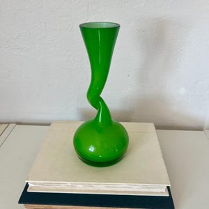 【期間限定値下げ】Normann  swing vase Normann - 'Swing' vase, red – ByMonica