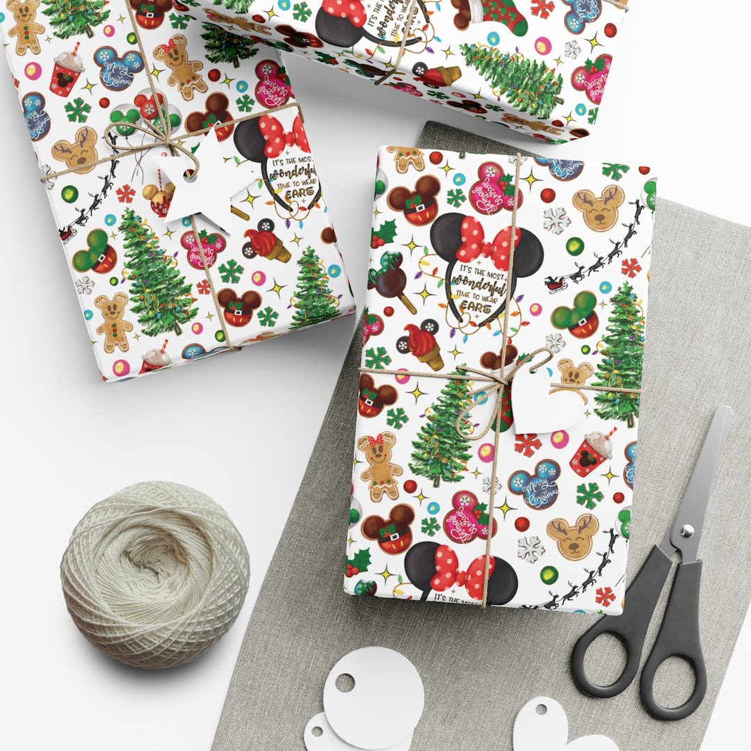 Christmas Wrapping Paper, Disney Christmas Wrapping Paper, Cute Magical Wrapping Paper, Main