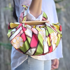 70cm Japanese Furoshiki Fabric Wrapping Cloth Sakura Cherry Blossom-Cute Floral Reusable Paperless Gift Wrap Bag-Scarf Knot Bag-Gift for Her
