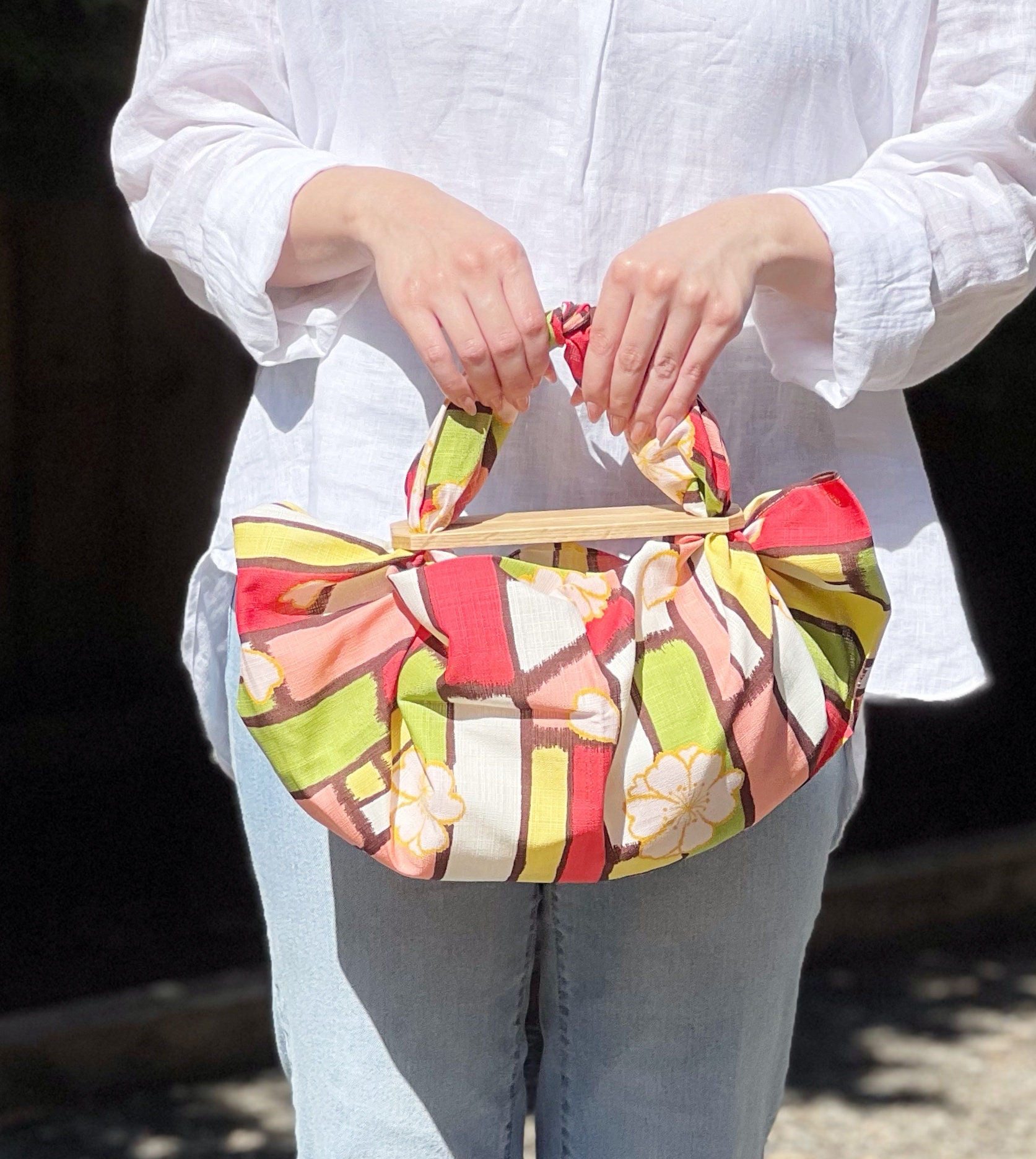 Furoshiki Patchin Bag Handle: Japanese Wooden Magnetic Clasp 