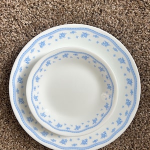 Set of 14 Corelle Morning Blue Dinner & Side Plates