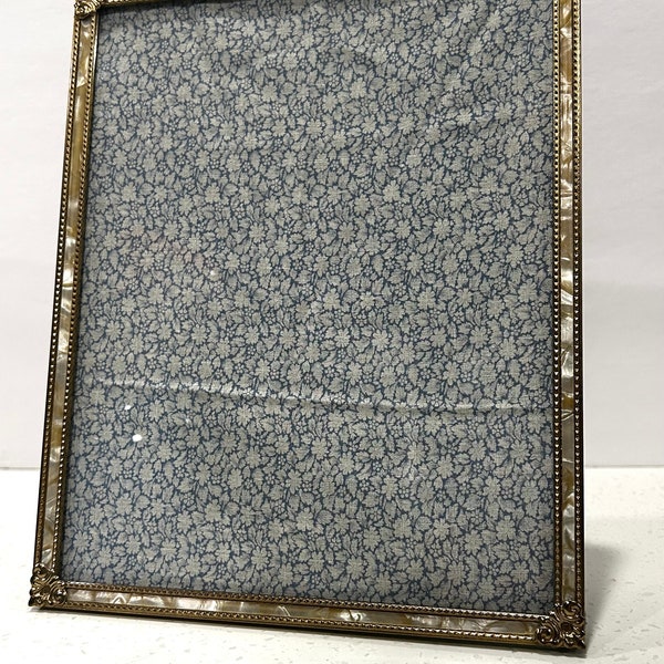 Vintage Baroque Elegant Brass & Mother of Pearl 8x10 Tabletop Wall Picture Frame