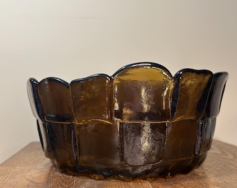 Vintage Viking Glass Rootbeer Brown BasketWeave 9.5” Serving Bowl