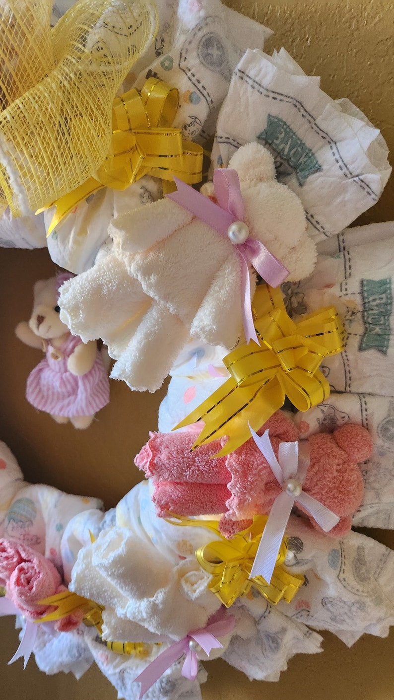 Diaper Wreath, Baby Shower Gift, Baby Shower Diaper Wreath, Baby Gift