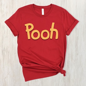 Pooh Tshirt, Winnie The Pooh Sweatshirt, Pooh Bear Sweatshirt, Disneyworld Family Matching Sweatshirt, Gift For Her bild 1