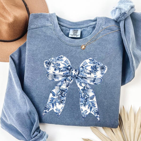 Comfort Colors®Cute Blue Toile Bow Trendy Sweatshirt, Comfort Colors Cute Coquette Bow Sweater, Cute Bow Shirt, Cute Women Gift