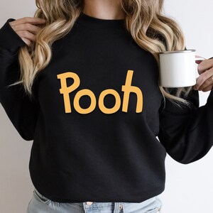 Pooh Tshirt, Winnie The Pooh Sweatshirt, Pooh Bear Sweatshirt, Disneyworld Family Matching Sweatshirt, Gift For Her bild 3