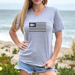 Arrowhead Flag V-Neck Tee