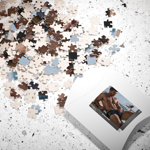 Puzzle « Beau sauveteur de plage sexy et musclé » — 4