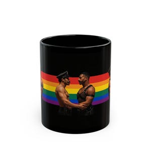 Taza de cuero gay | Regalo para parejas de hombres de cuero | Regalo arcoíris del orgullo | Regalo para novio | Regalo para papi de cuero | Idea de regalo gay imagen 2