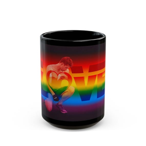 Tasse « Gay Pride » avec motif arc-en-ciel et cœur — 10