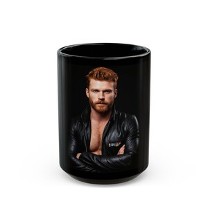 Taza con diseño de hombre pelirrojo en cuero | Taza de café con hombre pelirrojo barbudo | Regalo para él | Regalo para novio | Idea de regalo gay | Taza masculina imagen 9