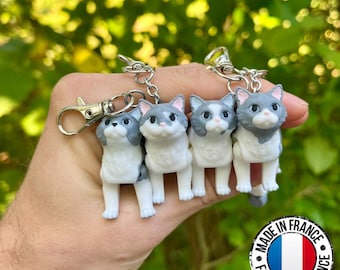 Flexi light gray cat keychains | Unique gift idea