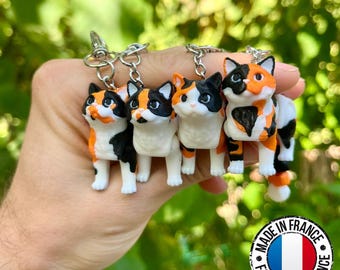 Flexi calico cat keychains | Unique gift idea