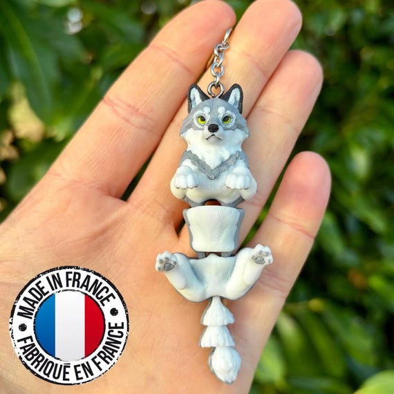 Flexi Grey Wolf Keychain | Unique Gift Idea - Etsy