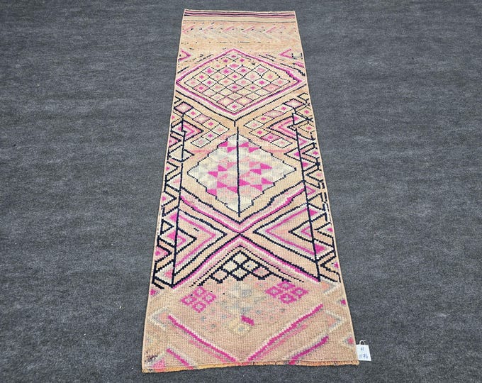 3x7 Vintage Turkish Runner Rug, Pink Geometric Wool Hallway Carpet (Actual 2'6" x 6'10")