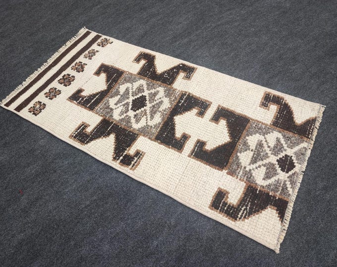 2x4 Ft Vintage Turkish Runner Rug | Handmade Wool Entryway Carpet | Small Herki Rug