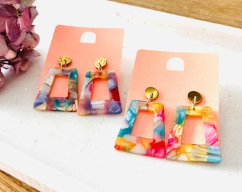 Lightweight earrings, resin earrings, colorful earrings, floral jewelry, flower earrings, dangle earrings, statement earrings, lucky charm