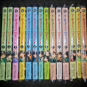 薬屋のひとりごと ライトノベル全巻セット 1～15巻 英語版 日本語