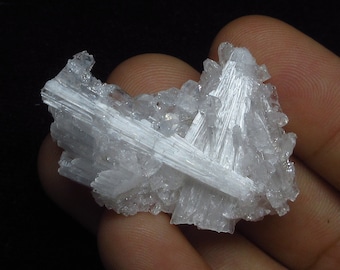 676_レッドスコレサイトとカルセドニー（非貴石天然石） - Etsy 日本