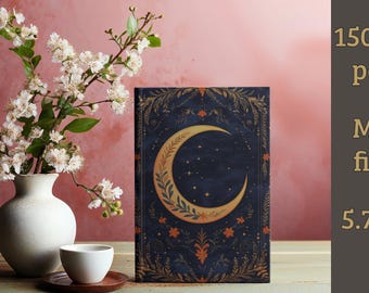 Op de afbeelding: Een marineblauw notitieboek met een gouden halve maan en een bloemenontwerp. Het notitieboek heeft 150 gelinieerde pagina's en een matte afwerking. Het meet 14,6 cm bij 20,3 cm.