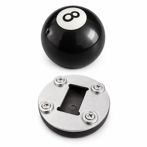 Könnte beinhalten: Ein Set aus drei Keramikbechern mit gesprenkelter, matter Oberfläche. Die Becher sind in Creme-, Hellgrau- und Dunkelgrautönen gehalten. Jeder Becher hat ein schlichtes, minimalistisches Design.