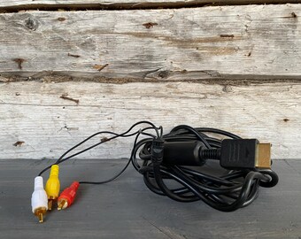 PlayStation 1 & 2 game console A/V audio video TV screen connection cable