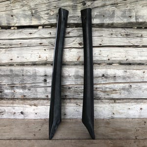 VW Volkswagen Golf Jetta Mk2 2 / 4 door genuine original front window A pillar interior plastic trim cover set L+R Black 191867458 191867457