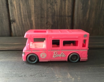 Dreamcamper pink Mattel HOT WHEELS Barbie 1:64 miniature die cast car truck scale model collectible prototype concept city