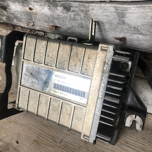 Volkswagen VW Golf Jetta Mk2 Audi 80 Genuine BOSCH Pieburg Ecotronic 1.6 petrol ECU engine control system computer 893907383B