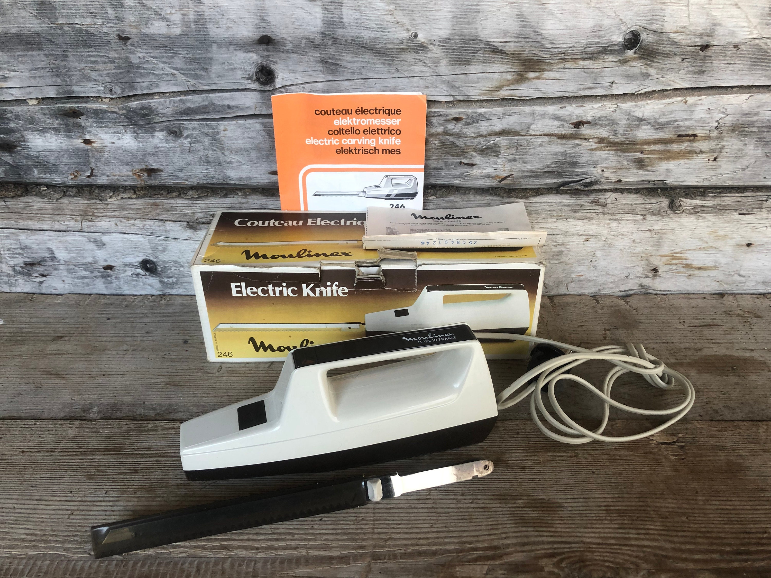 Vintage des années 70 et Blanc Orange Couteau électrique Moulinex