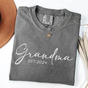 Comfort Colors® Grandma Est. 2024 T-Shirt- Personalized Grandma Est Shirt- Pregnancy Announcement- Gift for Grandma- Gift For New Year