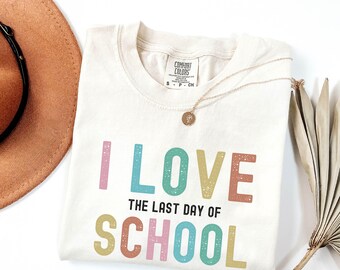 Teacher Shirt, Happy Last Day Of School Tee, Retro Teacher Shirt, Last Day of School, Teacher Shirt, Teacher Gift